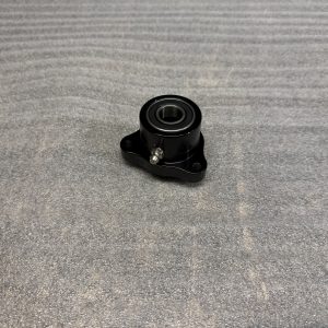 MAIN HUB W/BEARINGS