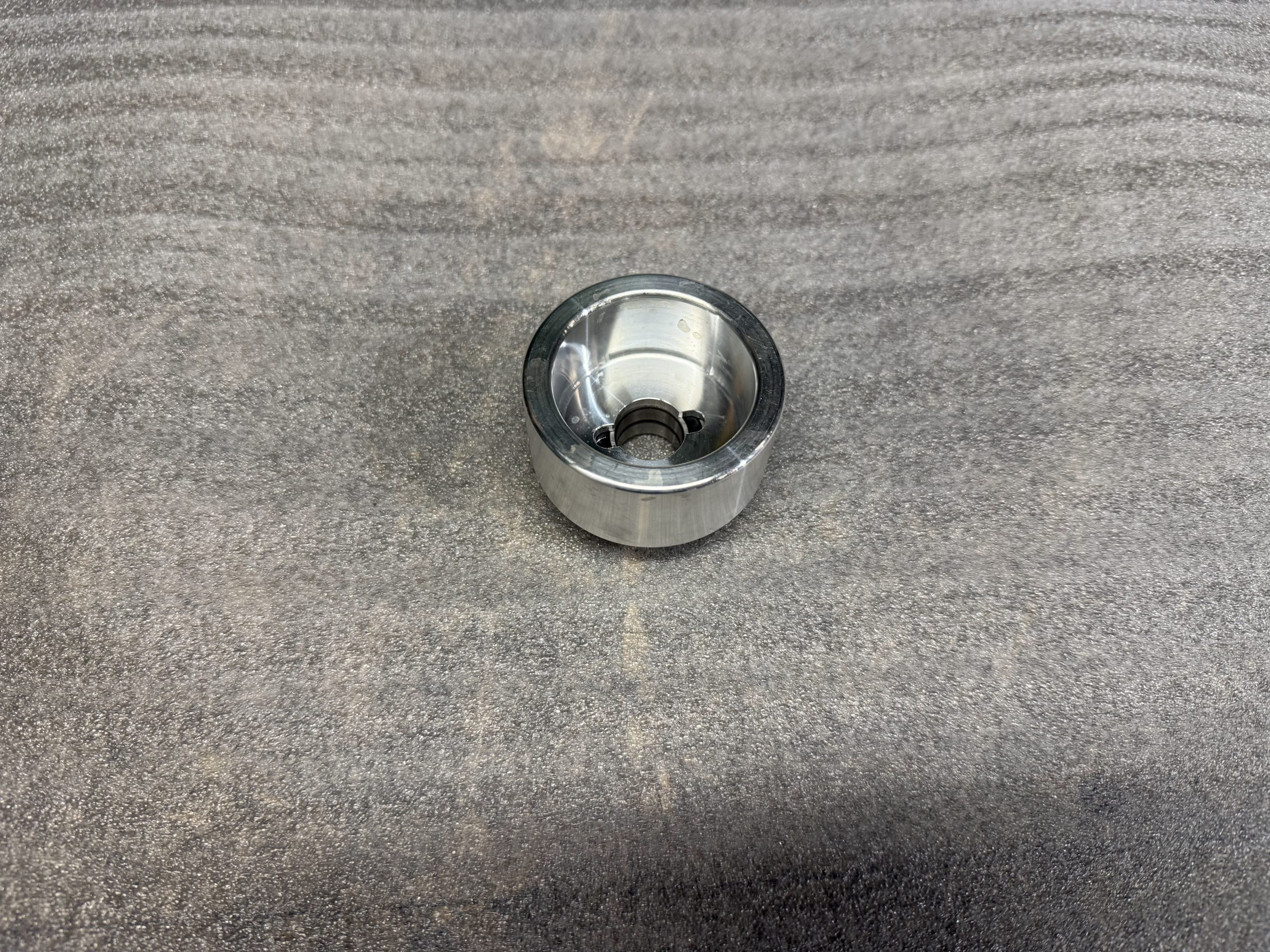 PRESSURE CUP W/ 2 BEARINGS