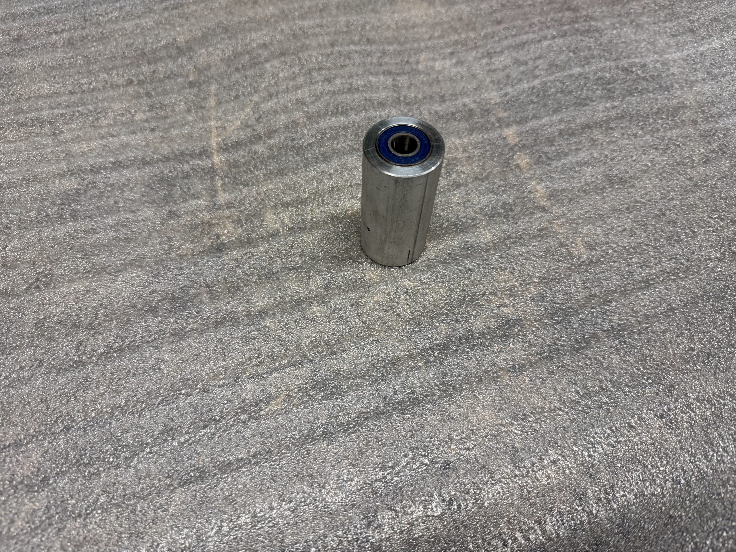 ONE MAN STAND STRAP ROLLER